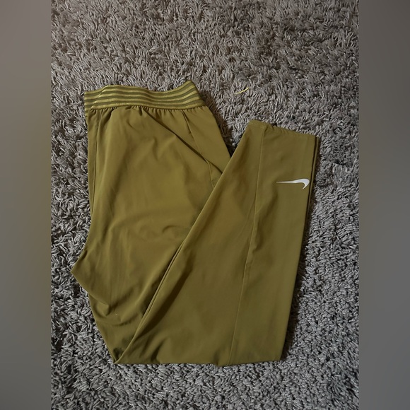 Nike DriFit pants - Picture 7 of 7